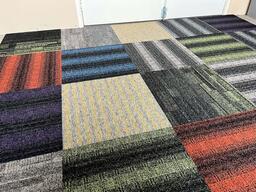 Looking for Interface carpet tiles? Shuffle It in the color Works Geo Mix is an excellent choice. View this and other carpet tiles in our webshop.