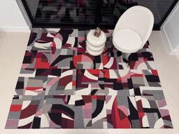 Interface Past Forward / Bouclé / 50 cm x 50 cm / Black, Red, Grey
