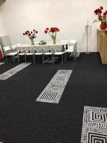 Black & White on Key in combination with black carpet tiles