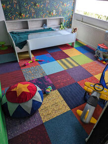 Another satisfied customer, who laid our shades of colour in the children's room. Shades of color